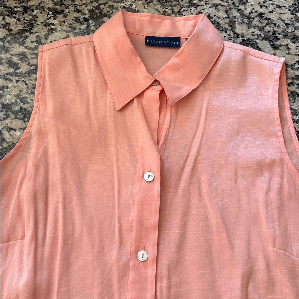 Karen Scott Women's Peach Sleeveless Button Down Shirt SzM